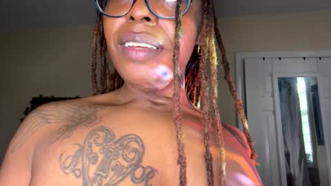 Cloud9 online show from April 1, 1:52 pm