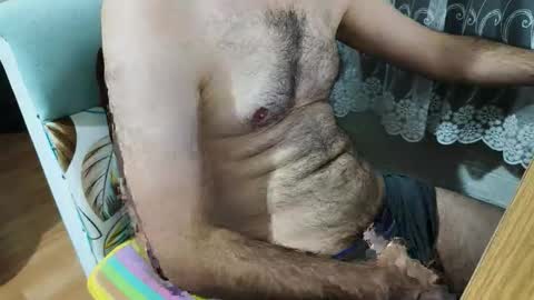 Snapshot of 007messiiii chatting on October 28, 10:23 pm NEW VDEO N THE BO   online show from October 28, 10:23 pm