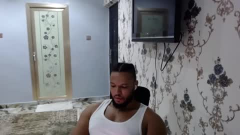 Snapshot of 0_kingsley chatting on January 21, 3:04 am Kingsley online show from January 21, 3:04 am