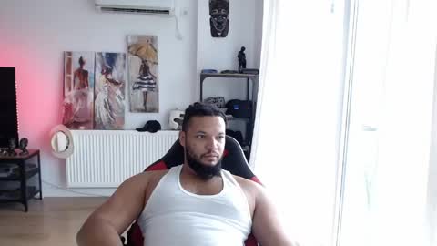Snapshot of 0_kingsley chatting on May 15, 7:15 am Kingsley online show from May 15, 7:15 am