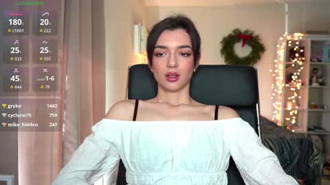 Olivia online show from December 20, 8:38 pm