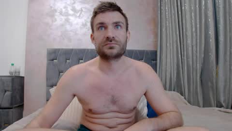 10in_deluxe online show from April 8, 9:20 am