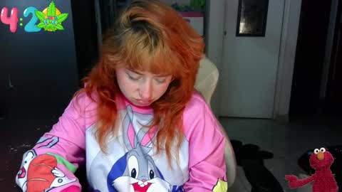111lucygrim111 online show from December 22, 12:39 am