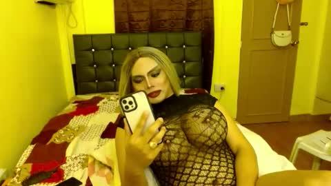 HUGECOCK online show from April 19, 6:10 pm