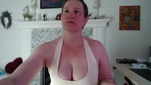 Aurora Willows online show from March 23, 2:15 am