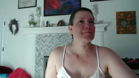 Aurora Willows online show from April 7, 10:48 am