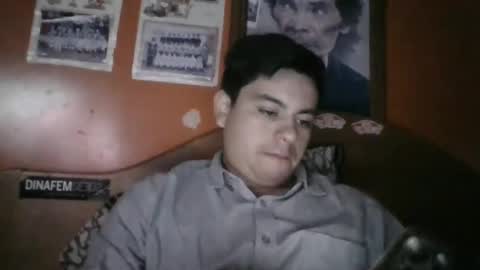 Snapshot of 12agus98 chatting on September 30, 7:02 am 12agus98 online show from September 30, 7:02 am