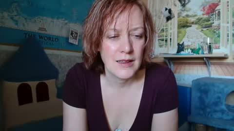 12ennie online show from April 1, 7:42 am