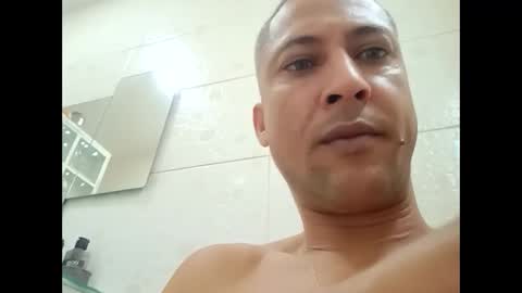 155decuzinho online show from December 18, 4:57 pm