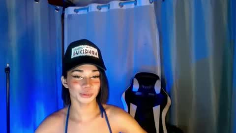 Snapshot of 18_nicole chatting on March 12, 12:04 pm barbie online show from March 12, 12:04 pm