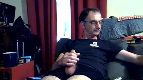 Snapshot of 18remy45 chatting on May 26, 3:30 pm 18remy45 online show from May 26, 3:30 pm