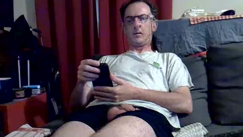 Snapshot of 18remy45 chatting on May 30, 8:22 am 18remy45 online show from May 30, 8:22 am