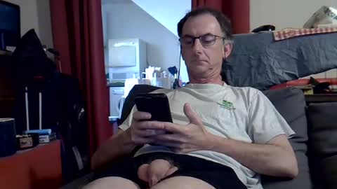 Snapshot of 18remy45 chatting on June 1, 3:03 pm 18remy45 online show from June 1, 3:03 pm
