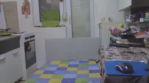 1973man online show from December 15, 11:42 pm