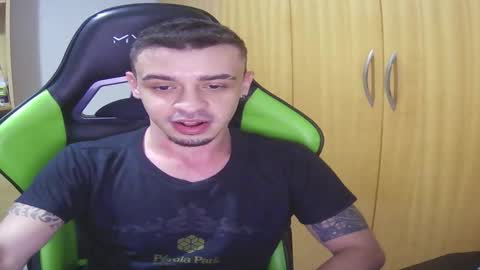 1good_vibes1 online show from February 12, 5:02 am