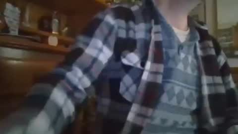 Snapshot of 1guido chatting on May 10, 1:05 pm Guido online show from May 10, 1:05 pm