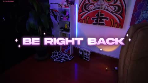 1hannamontana online show from April 21, 1:42 am