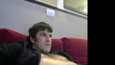 Snapshot of 1italianpassionate chatting on January 5, 9:03 pm 1italianpassionate online show from January 5, 9:03 pm