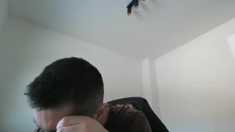 kam online show from February 17, 1:53 pm