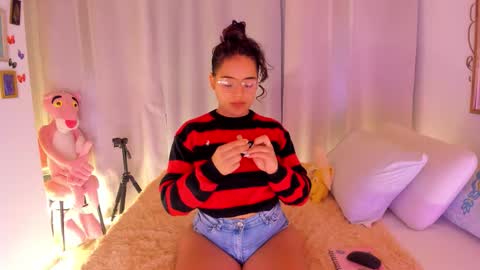 laiaa rivas online show from October 24, 3:36 am