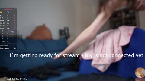 Marie online show from February 6, 7:07 pm