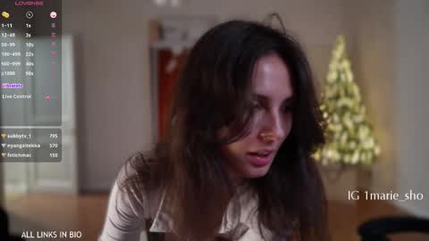 Marie online show from January 10, 7:04 pm