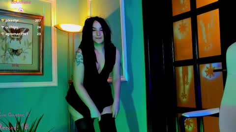 Moona  online show from February 9, 8:13 pm