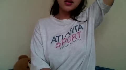 1smile4u online show from March 25, 1:11 am