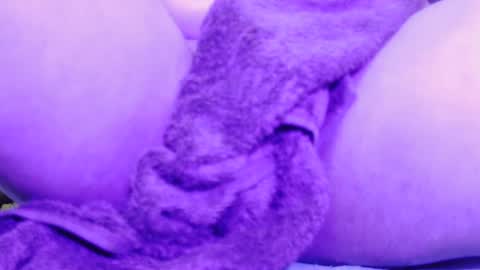 1tallhispanic13 online show from September 11, 6:30 pm