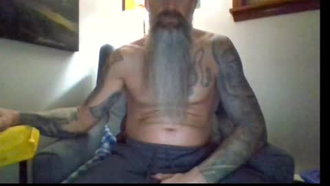 Snapshot of 1theone12 chatting on January 4, 4:12 am 1theone12 online show from January 4, 4:12 am