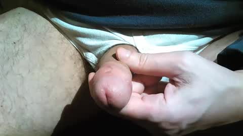 Snapshot of 2001uwuk chatting on January 2, 10:33 pm 2001uwuk online show from January 2, 10:33 pm