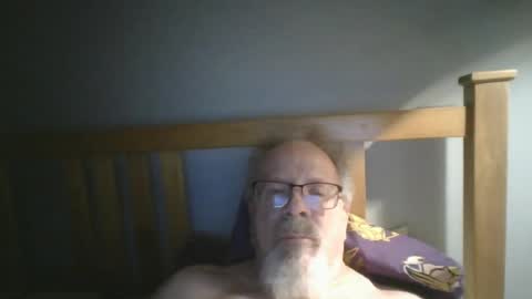 Snapshot of 2003dynawideglide chatting on July 28, 12:51 am 2003dynawideglide online show from July 28, 12:51 am
