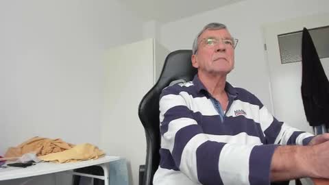 Henk online show from November 20, 1:55 pm