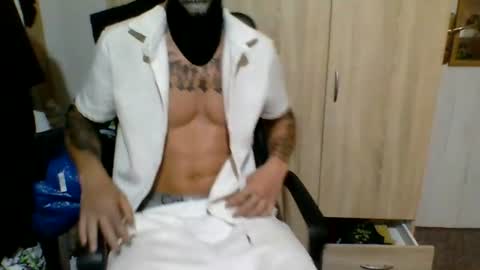 Snapshot of 21cmdhaha chatting on July 12, 11:01 am Bad BoyP online show from July 12, 11:01 am