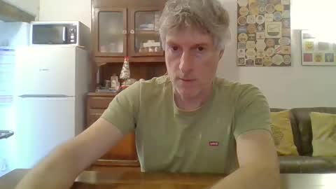 Snapshot of 22esserre chatting on May 8, 11:59 am 22esserre online show from May 8, 11:59 am