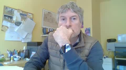 Snapshot of 22esserre chatting on May 14, 1:07 pm 22esserre online show from May 14, 1:07 pm
