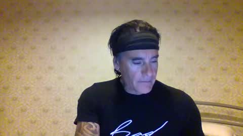 Snapshot of 23player chatting on March 2, 10:56 am 23player online show from March 2, 10:56 am