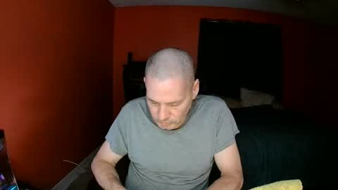 Snapshot of 2beu chatting on August 3, 2:54 am 2beu online show from August 3, 2:54 am