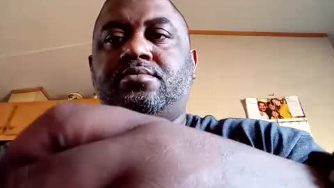 Snapshot of 2ccjbstar chatting on December 11, 7:36 pm BlacJewels online show from December 11, 7:36 pm