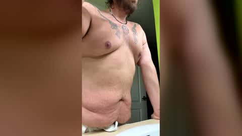 Snapshot of 2dirtyhillbillies chatting on May 1, 10:42 am ThrillBilly online show from May 1, 10:42 am
