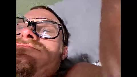 Snapshot of 2dj420 chatting on May 20, 7:58 am 2dj420 online show from May 20, 7:58 am