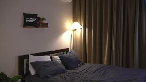 Snapshot of 2girls_1dream chatting on February 5, 2:43 pm Elley online show from February 5, 2:43 pm