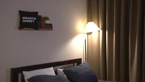 Snapshot of 2girls_1dream chatting on February 9, 2:32 pm Elley online show from February 9, 2:32 pm