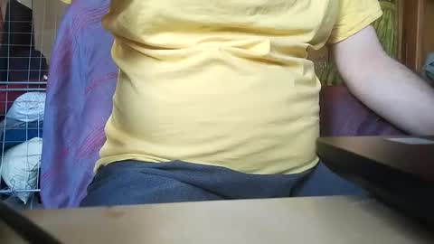 Snapshot of 2hard2handleme chatting on May 10, 3:17 pm 2hard2handleme online show from May 10, 3:17 pm