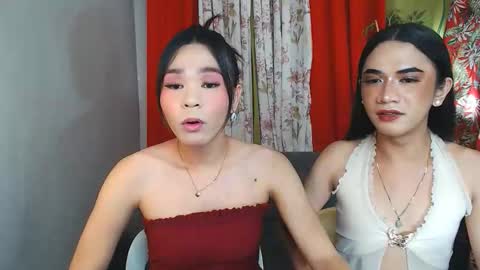 Snapshot of 2hotblowjob694uxxx chatting on May 26, 1:29 pm 2hotblowjob694uxxx online show from May 26, 1:29 pm