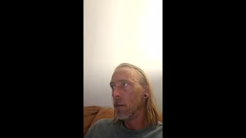 Snapshot of 2k2love chatting on May 25, 9:54 pm Kevin online show from May 25, 9:54 pm