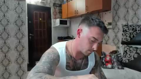 Snapshot of 2sexymuscles chatting on October 25, 7:52 pm 2sexymuscles online show from October 25, 7:52 pm