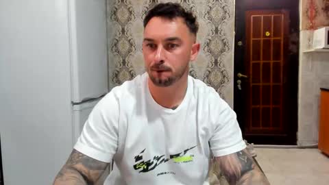 Snapshot of 2sexymuscles chatting on May 7, 8:14 pm 2sexymuscles online show from May 7, 8:14 pm