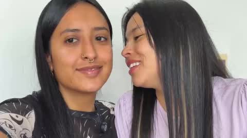 Dalilah and Tarah online show from January 18, 2:32 pm