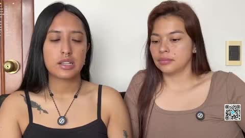 Snapshot of 2summerlove2 chatting on June 7, 7:28 pm Dalilah and Tarah online show from June 7, 7:28 pm